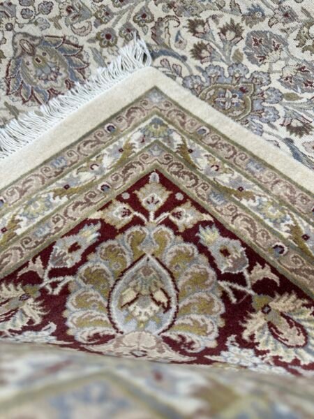 Kashmiri Rug - 310 cm x 249 cm - Image 8